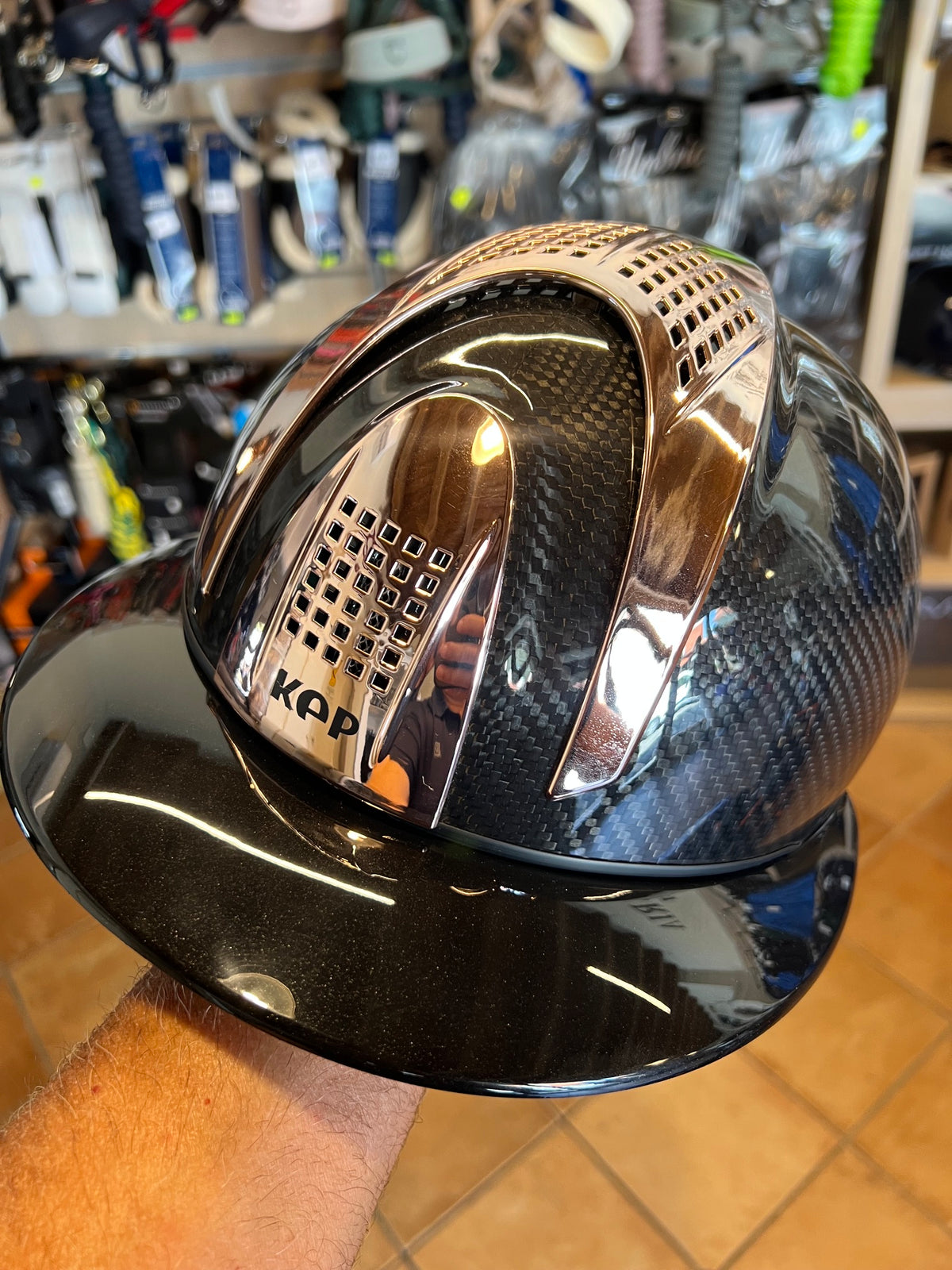 Casco in Carbonio KEP E-Light – Nero Lucido, 3 Inserti Oro Rosa | Taglia M