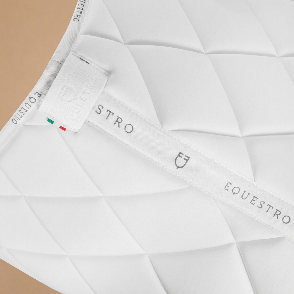 Sottosella Equestro bianco - dettaglio sfondo beige