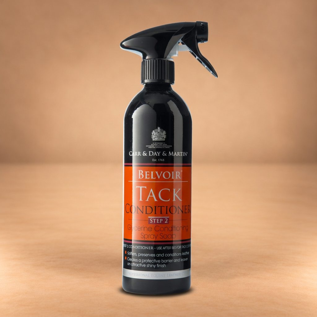 Belvoir Tack Conditioner Step 2 su sfondo beige