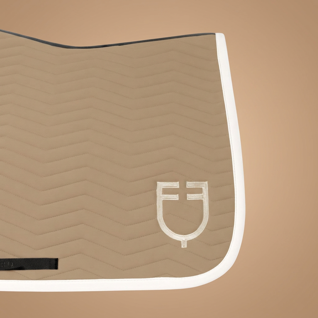 Wave Quilting sabbia - dettaglio beige