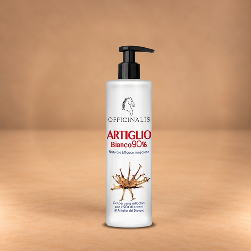 Artiglio Bianco con pompa su sfondo beige